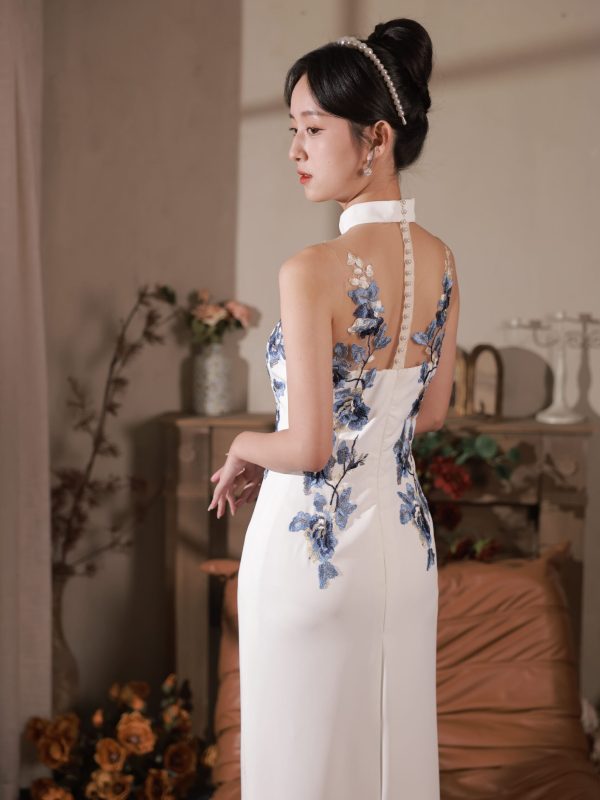 AURE Cheongsam Porcelain